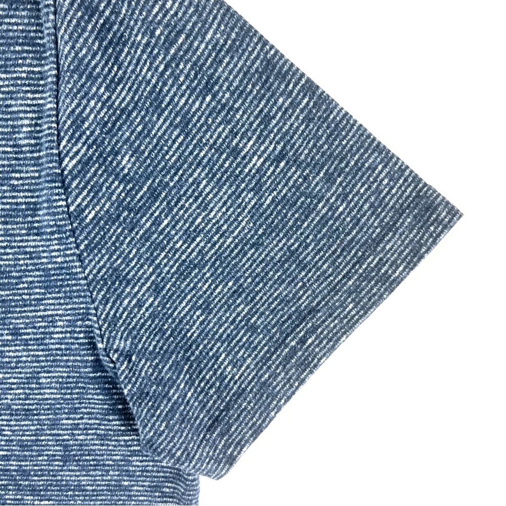 Hollister Co. Must-Have Navy Blue Stripe Icon V-Neck Tee - Picture 7 of 7